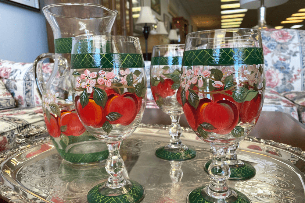 Used Furniture Store in Cleveland Refurnishings